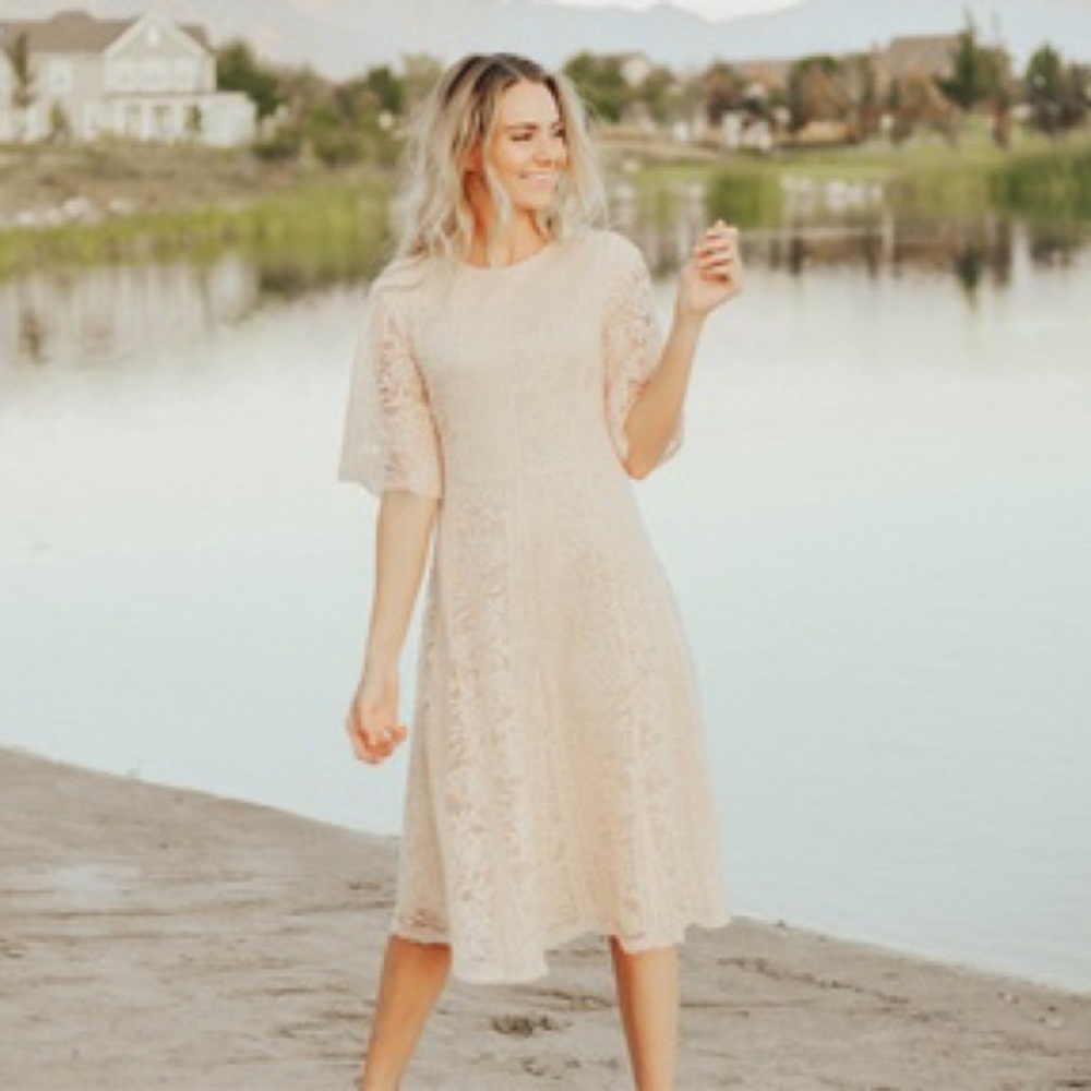 Lillian lace dress from DM fashion in Champagne